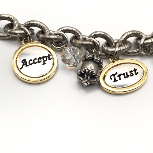 Brighton Charm Bracelet Love Heals Chunky Heart Trust Crystals Boho 8.5" - Picture 4 of 15